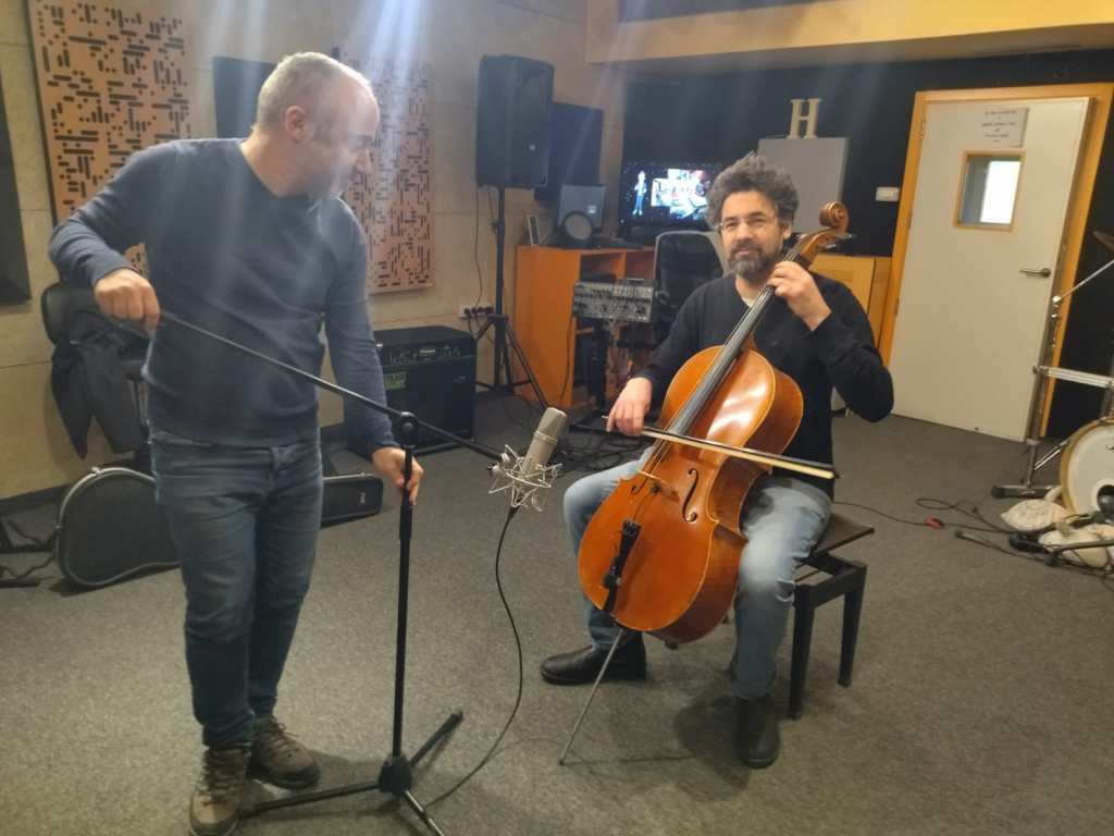 המקום שבו אנו צודקים – לחן למילותיו של יהודה&nbsp;עמיחי